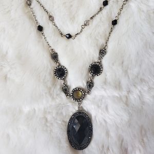 Necklace 12" silver chain w/ stones yellow & black